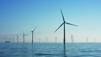 Ветряные электростанции, архивное фото