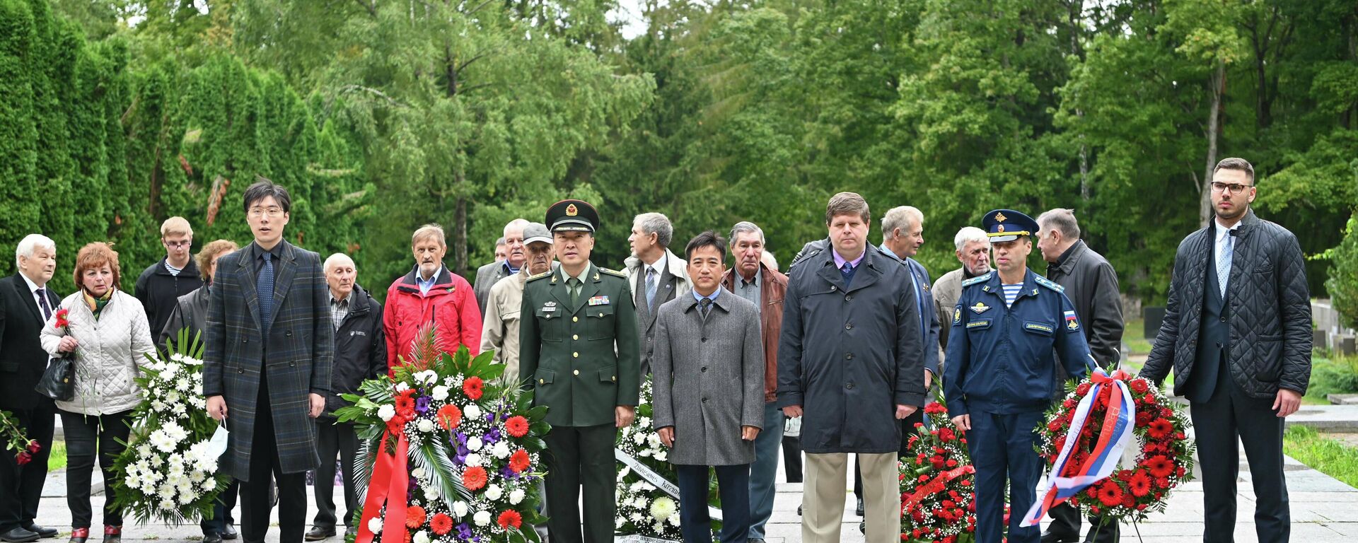 В Вильнюсе прошла акция памяти в годовщину окончания Второй мировой войны - Sputnik Литва, 1920, 03.09.2021