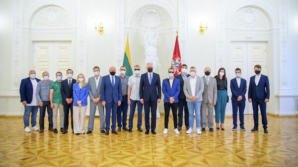 Встреча президента Литвы Гитанаса Науседы с призерами Паралимпийских игр - Sputnik Литва
