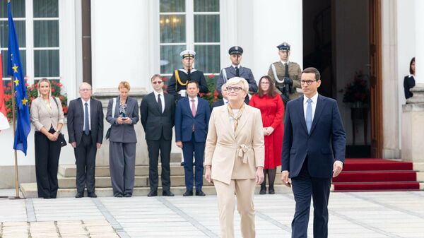 Ministrė pirmininkė Ingrida Šimonytė su Lenkijos premjeru Mateuszu Morawieckiu - Sputnik Lietuva