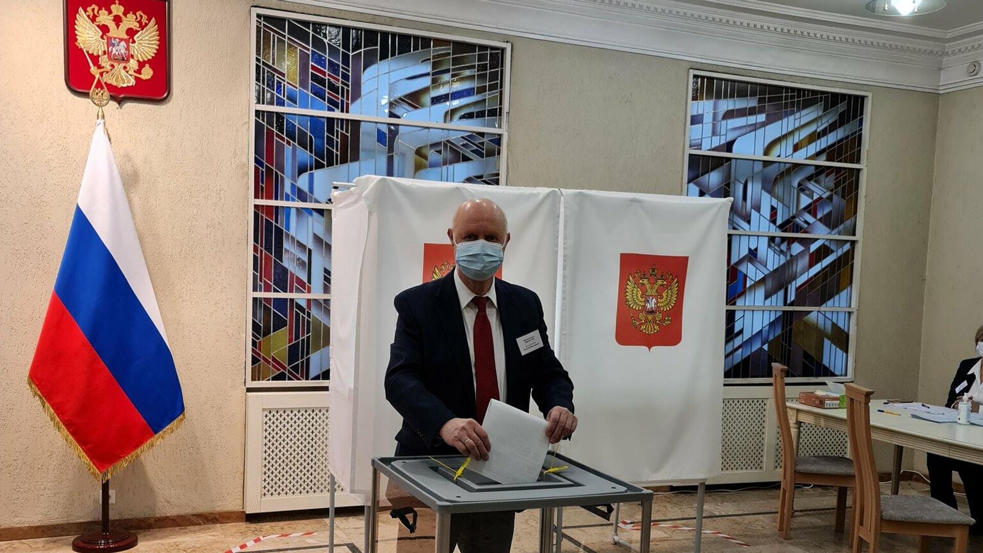В посольстве России в Литве открылся избирательный участок #8187, - Sputnik Lietuva, 1920, 19.09.2021