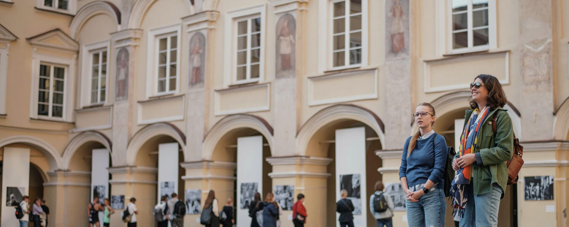 Двор Вильнюсского университета, архивное фото - Sputnik Литва, 1920, 12.12.2025