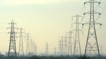 Линии электропередач, архивное фото