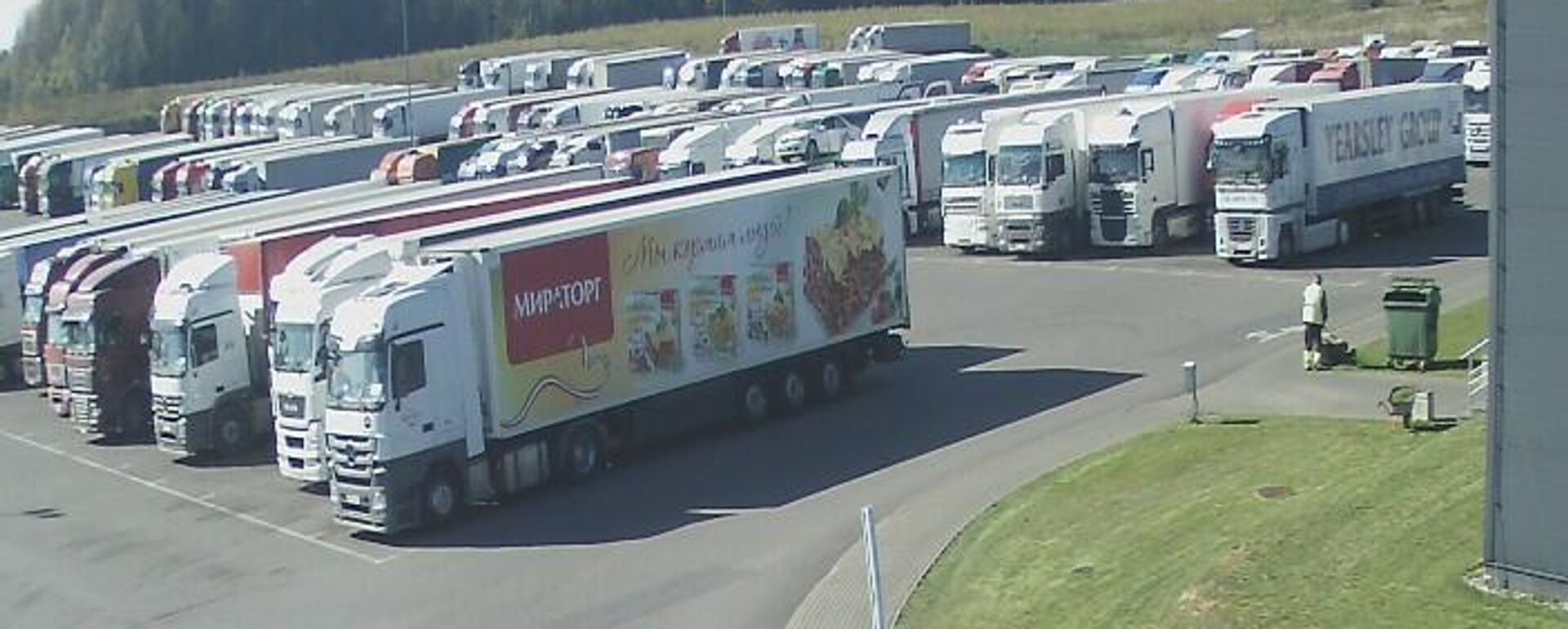 Очередь из фур на границе Белоруссии и Литвы, архивное фото - Sputnik Литва, 1920, 10.11.2025