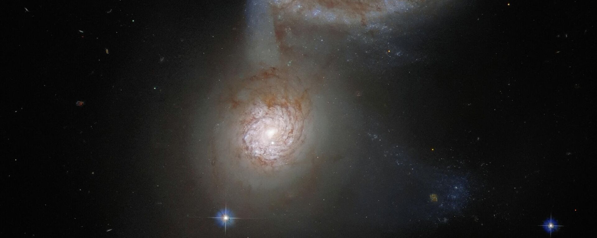 Dvi sąveikaujančios galaktikos Arp 91 - Sputnik Lietuva, 1920, 13.10.2021