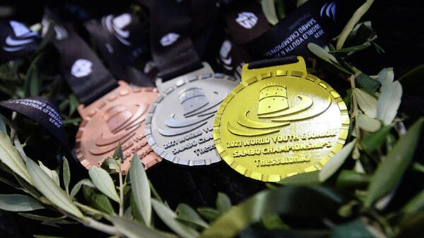 Медали молодежного первенства мира по самбо - Sputnik Литва