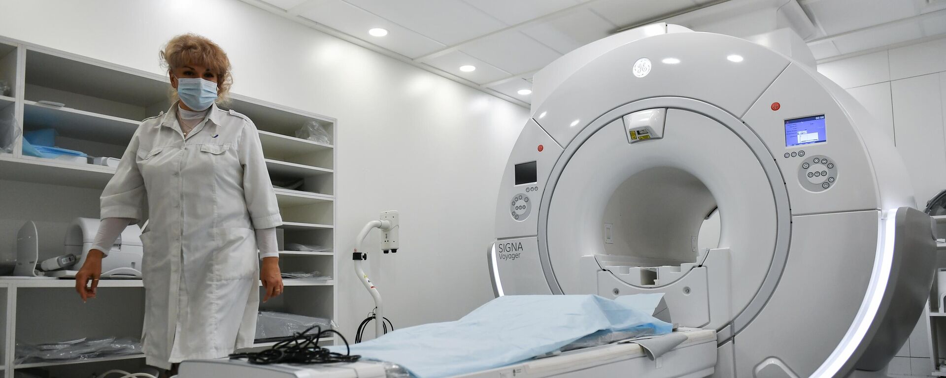 Магнитно-резонансный томограф в медицинском центре, архивное фото - Sputnik Литва, 1920, 21.10.2021