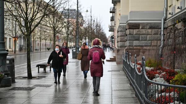 Люди на улице в Вильнюсе - Sputnik Lietuva