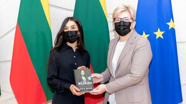 Премьер-министр Литвы Ингрида Шимоните и иракская правозащитница Надия Мурад - Sputnik Литва
