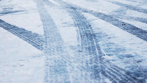 Зимняя дорога, архивное фото - Sputnik Литва