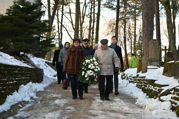 День Неизвестного Солдата ежегодно отмечается 3 декабря. - Sputnik Литва