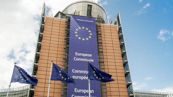 Здание Еврокомиссии в Брюсселе, архивное фото - Sputnik Литва