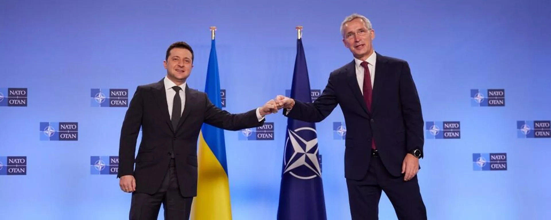 Jensas Stoltenbergas ir Vladimiras Zelenskis - Sputnik Lietuva, 1920, 16.12.2021