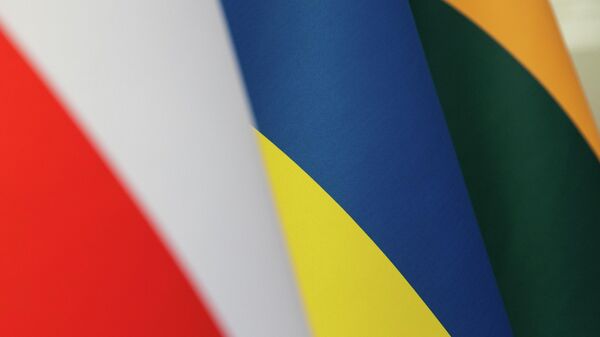 Флаги Литвы, Польши и Украины, архивное фото - Sputnik Литва