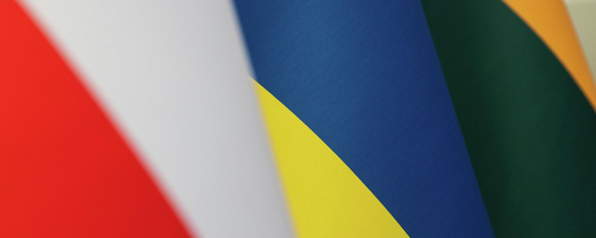 Флаги Литвы, Польши и Украины, архивное фото - Sputnik Литва, 1920, 23.06.2026