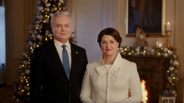 Поздравление президента Литвы Гитанаса Науседы и Дианы Науседене с Рождеством - Sputnik Lietuva