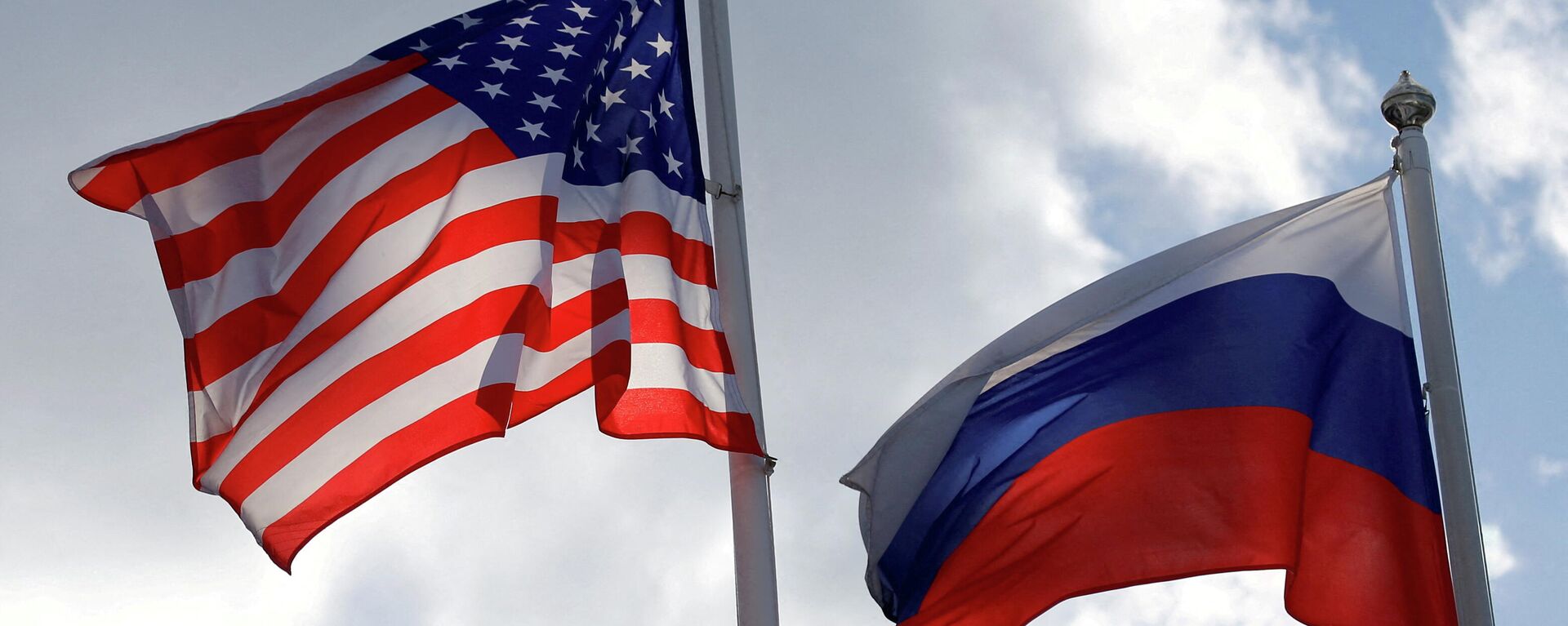 Флаги России и США - Sputnik Lietuva, 1920, 08.01.2022