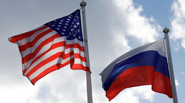 Rusijos ir JAV vėliavos - Sputnik Lietuva