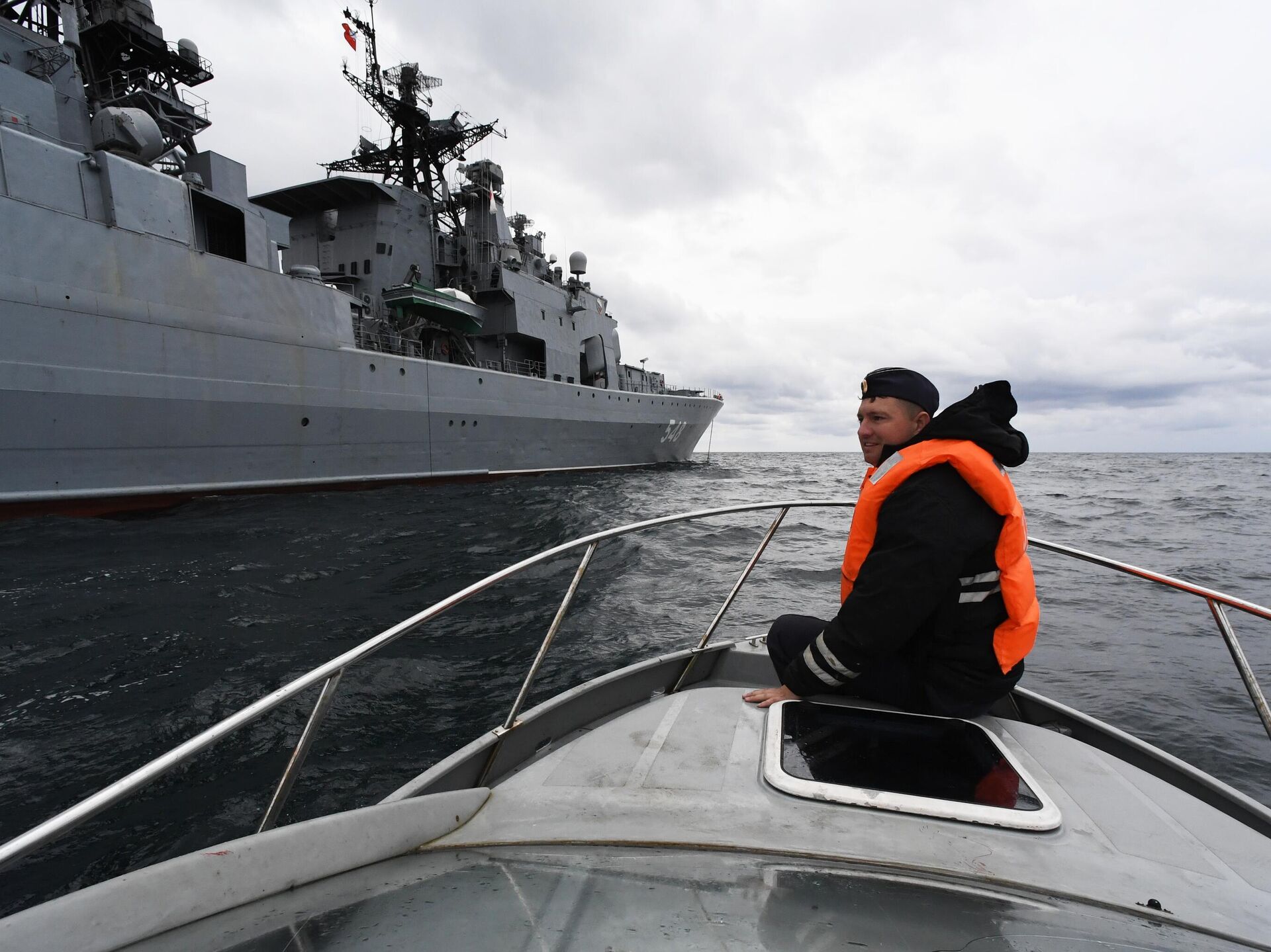 Тихий океан рф. Российско-китайские учения Морское взаимодействие. Корабли Тихоокеанского флота России 2022. О российско-китайских учениях «Морское взаимодействие-2022». БПК Адмирал Трибуц в океане.
