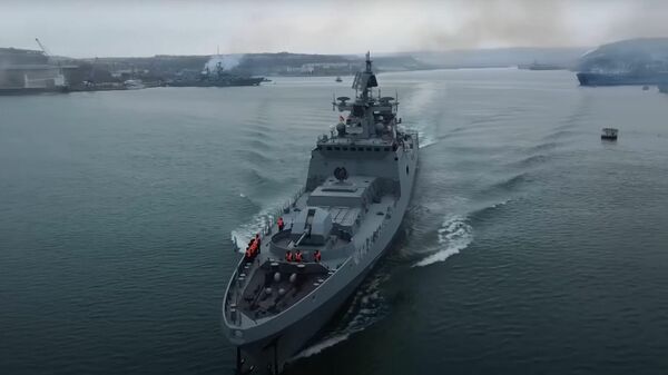 Juodosios jūros laivyno laivų išvykimas į pratybas Juodojoje jūroje - Sputnik Lietuva