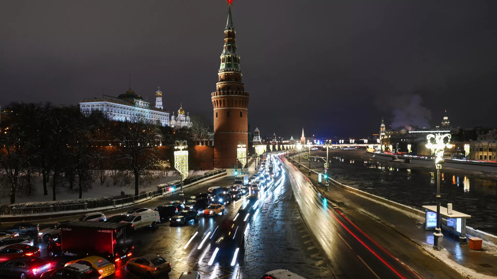 Башни Московского Кремля, архивное фото