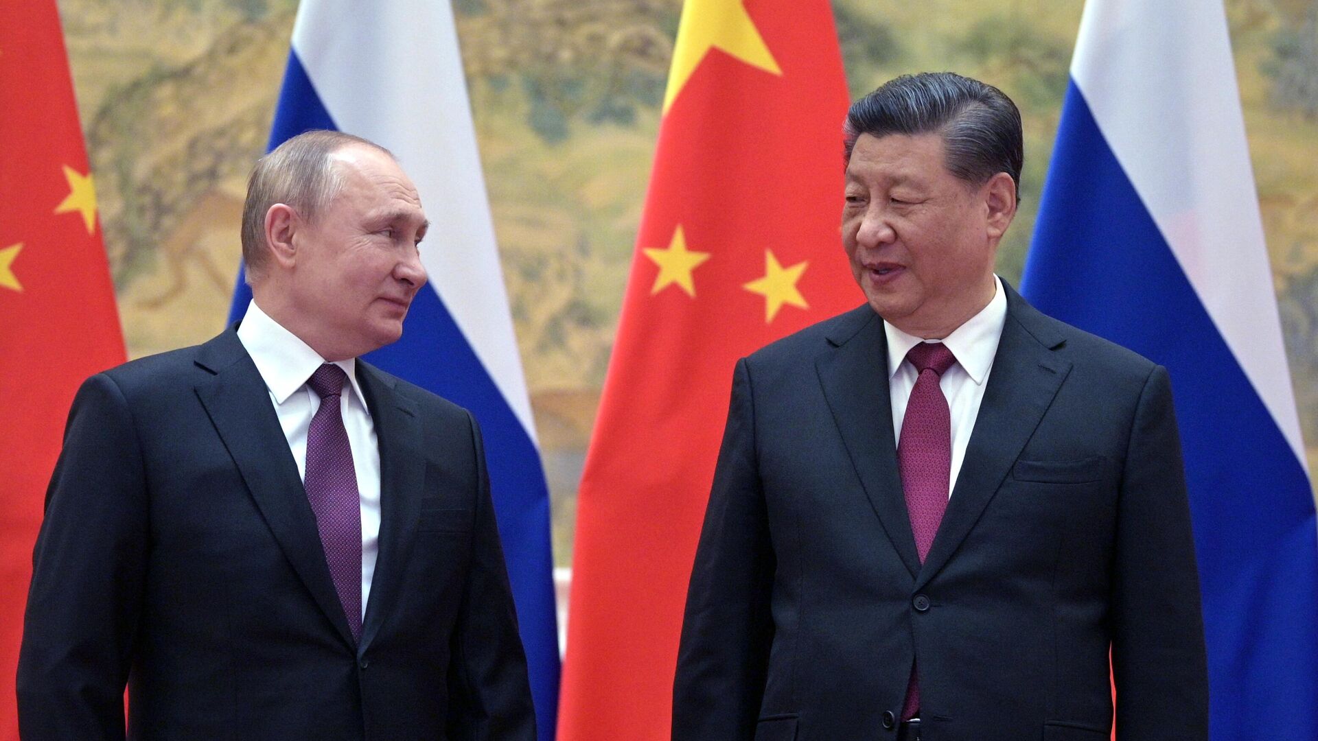 Rusijos prezidentas Vladimiras Putinas ir Kinijos Liaudies Respublikos prezidentas Si Dzinpingas - Sputnik Lietuva, 1920, 05.02.2022