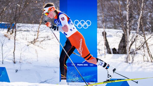 Литовская лыжница Эгле Савицкайте на зимних Олимпийских играх в Пекине - Sputnik Литва