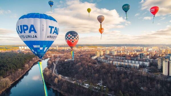 Vilnius paleido oro balionus Ukrainai paremti - Sputnik Lietuva