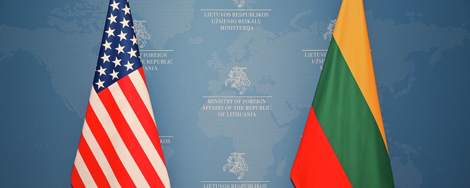 Флаги США и Литвы, архивное фото - Sputnik Литва, 1920, 10.11.2022