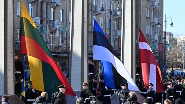 Флаги Литвы, Латвии и Эстонии, архивное фото - Sputnik Литва