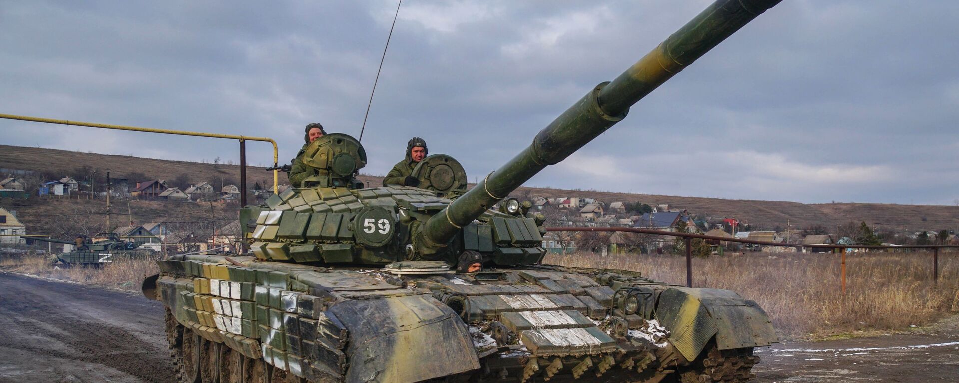 DLR liaudies milicijos kariai tanke T-72 Mariupolio pakraštyje - Sputnik Lietuva, 1920, 28.03.2022