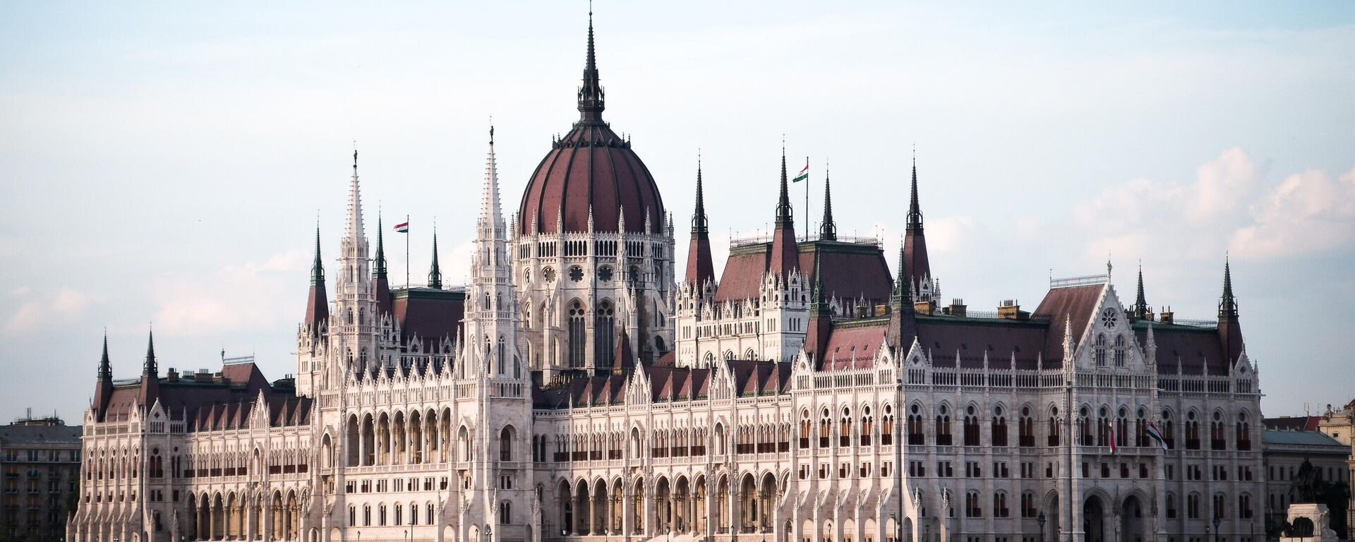Вид на здание венгерского парламента в Будапеште, архивное фото - Sputnik Литва, 1920, 05.06.2024