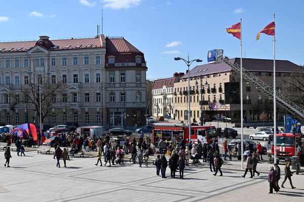 День безопасности дорожного движения в Вильнюсе отмечается ежегодно 6 апреля. - Sputnik Литва