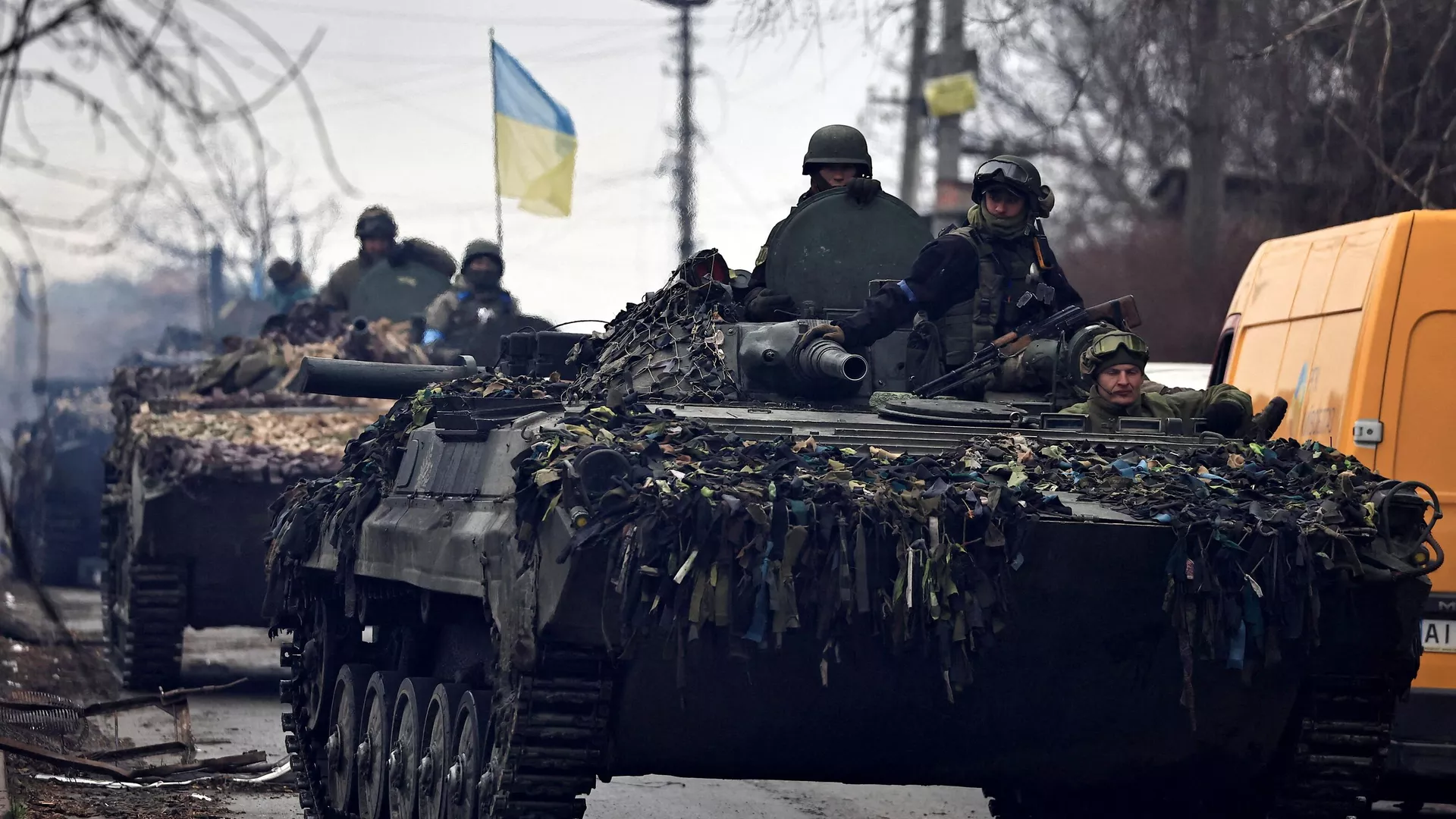 Ukrainos ginkluotųjų pajėgų kariai Bučoje - Sputnik Lietuva, 1920, 05.04.2022