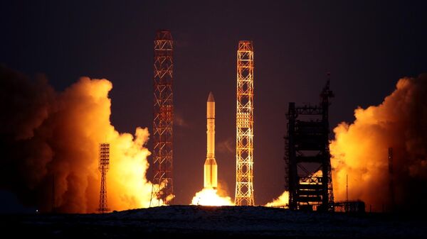 Raketos Proton-M paleidimas iš Baikonūro kosmodromo - Sputnik Lietuva