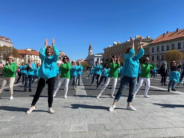 Ši šventė, skirta visiems šokio stiliams, UNESCO Tarptautinės šokio tarybos (CID) iniciatyva minima nuo 1982 metų prancūzų choreografo Jeano-Georgeso Noverre&#x27;o gimimo dieną. - Sputnik Lietuva