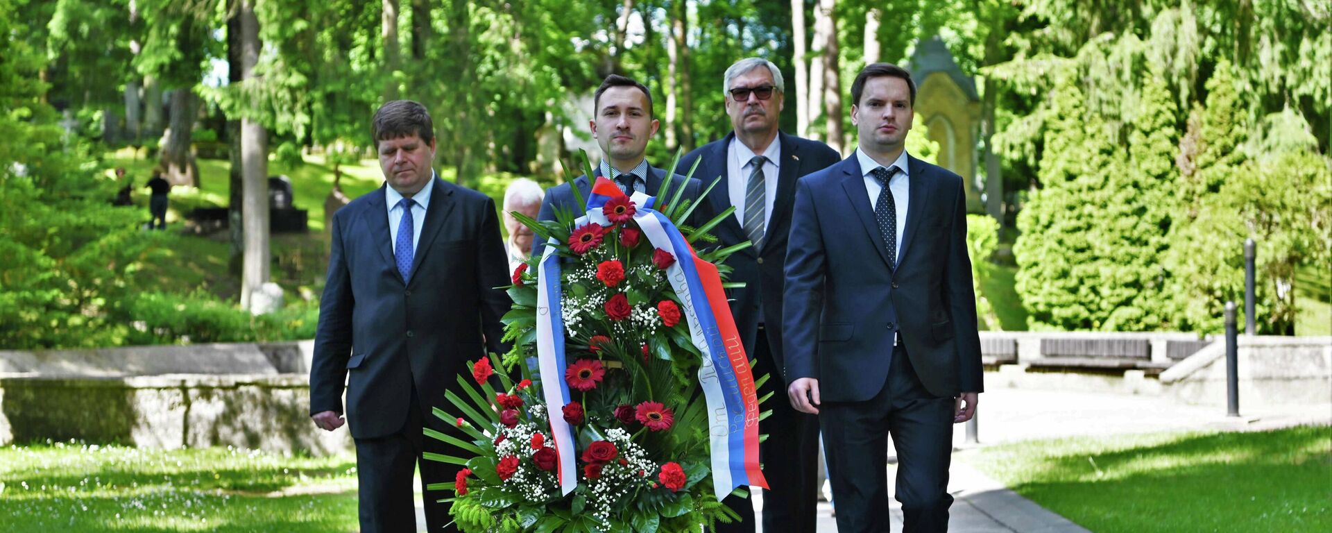 В Вильнюсе почтили память погибших советских солдат - Sputnik Литва, 1920, 22.06.2022