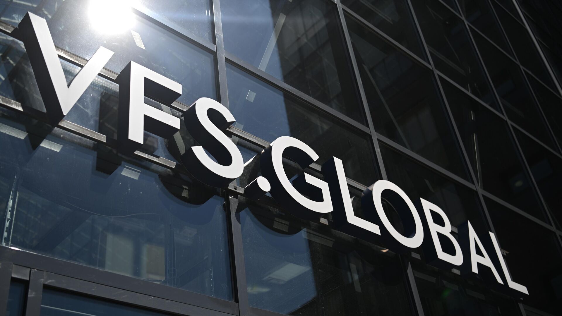 Вывеска объединенного визового центра VFS Global в Москве, архивное фото Вывеска объединенного визового центра VFS Global в Москве, архивное фото - Sputnik Литва, 1920, 24.10.2025