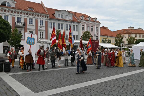 На фото: торжественное шествие. - Sputnik Литва