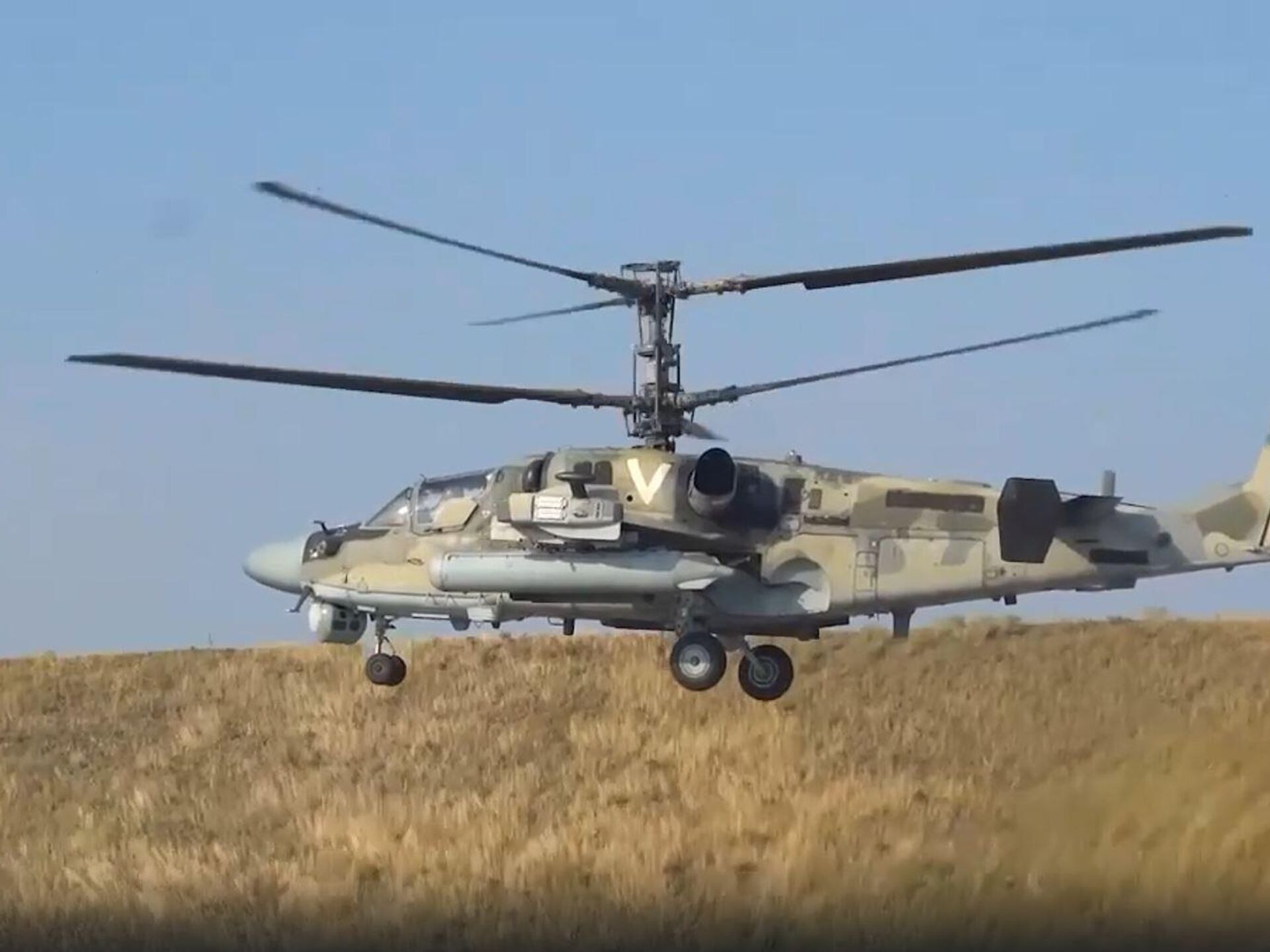 Вертолетный десант всу. Вертолет ка-52 "Аллигатор". Ка-52 ВСУ. Ка-52 Аллигатор на Украине. Вертолёт ка-52 Аллигатор на Украине.