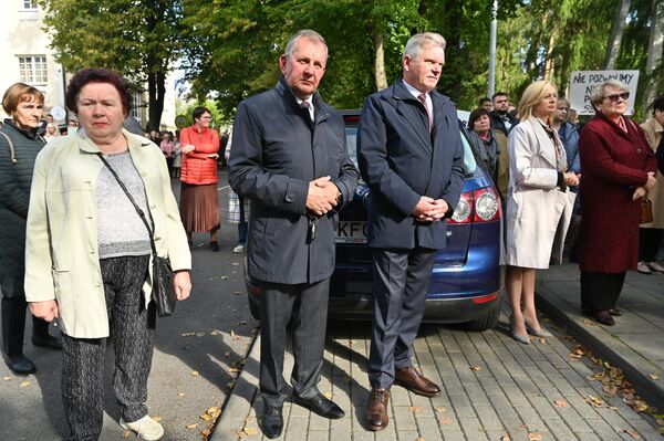В акции принял участие бывший министр связи и транспорта, политик Ярослав Наркевич. - Sputnik Литва