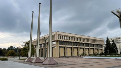 Здание Сейма Литвы в Вильнюсе