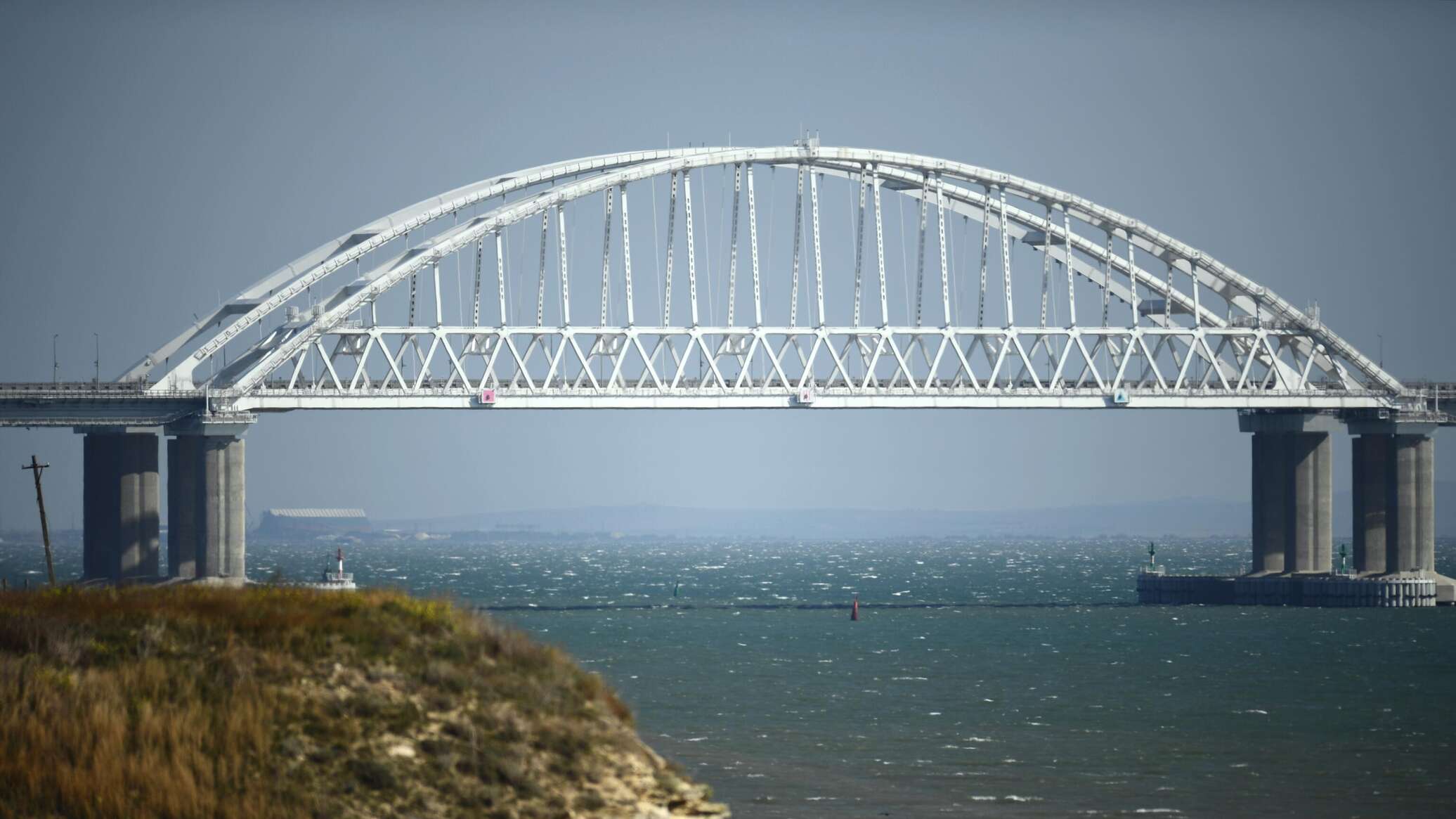 Автор проекта крымского моста в москве 6 букв