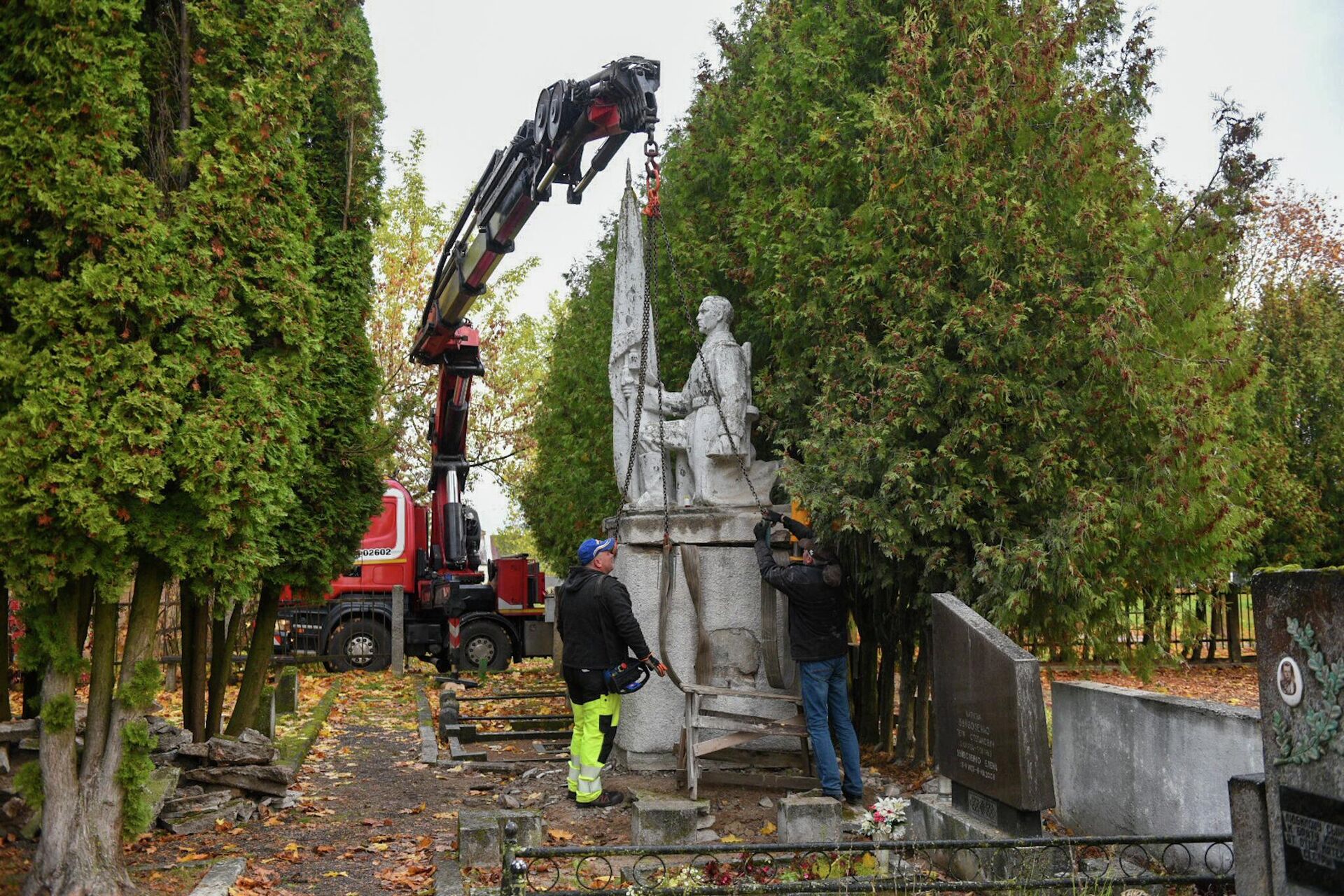 Демонтаж советского памятника в Паневежисе  - Sputnik Литва, 1920, 21.10.2022