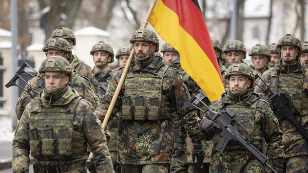 Немецкие военные на параде в честь дня Вооруженных сил Литвы в Вильнюсе - Sputnik Литва