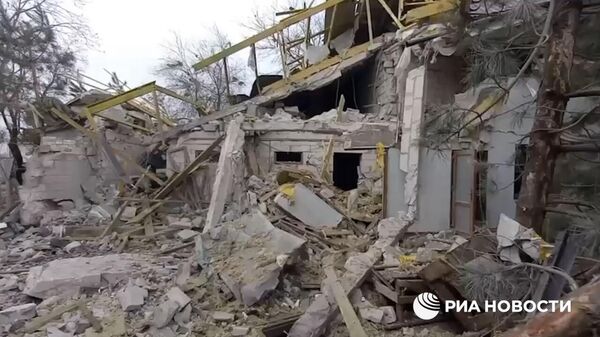 Последствия украинского удара по базе отдыха в Мелитополе - Sputnik Литва