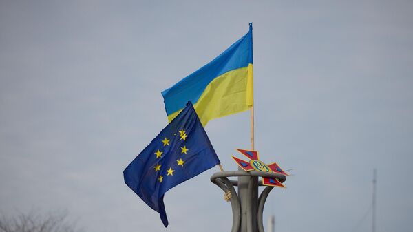 Флаг Украины и ЕС, архивное фото - Sputnik Литва