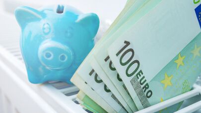 Батарея центрального отопления, архивное фото