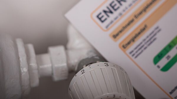 Батарея центрального отопления, архивное фото - Sputnik Литва