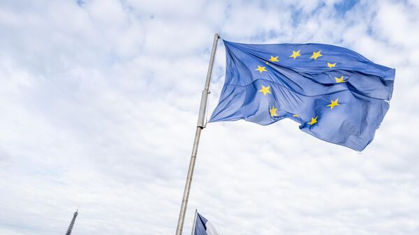 Флаги ЕС и Франции, архивное фото - Sputnik Литва
